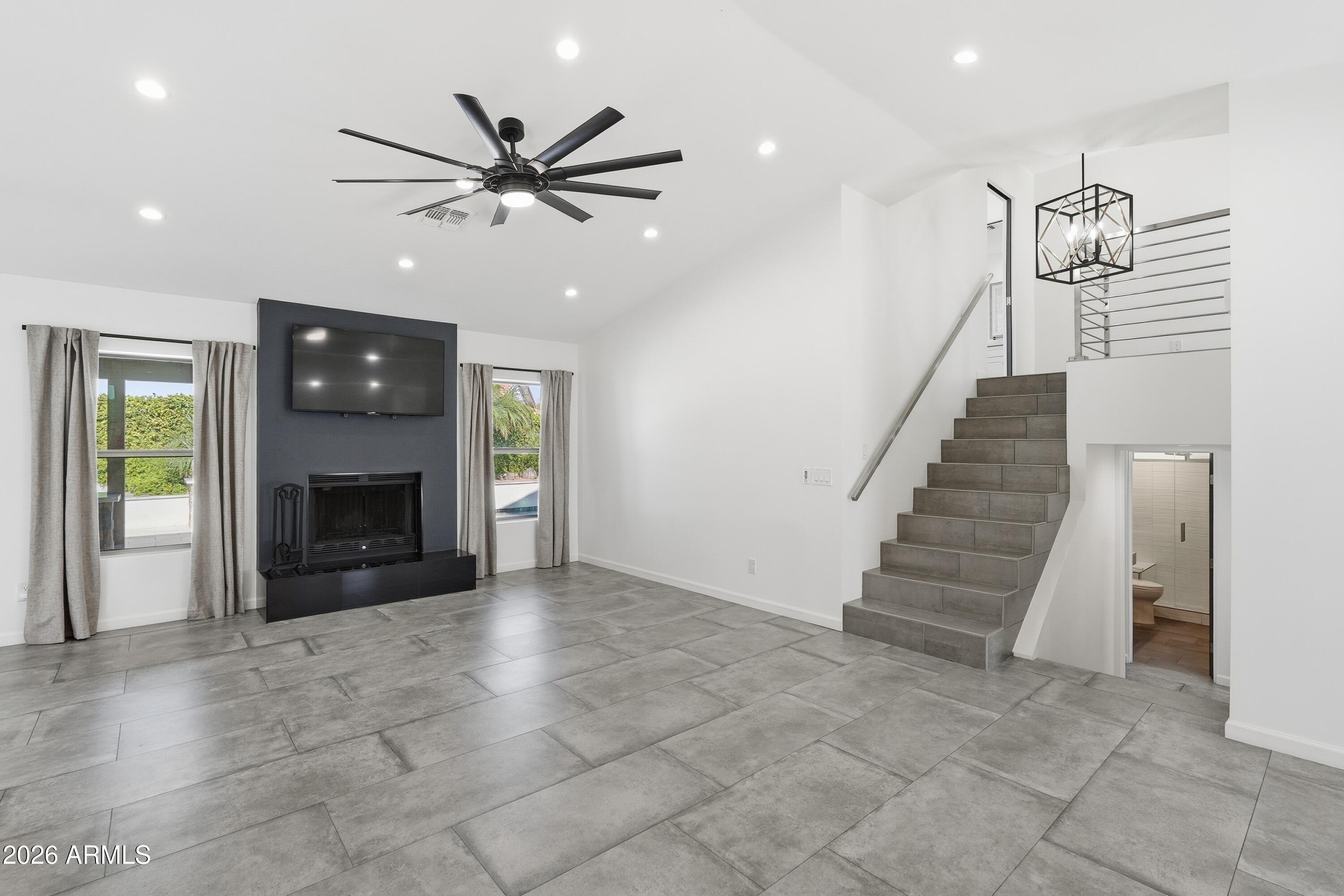 756 E Palomino Drive