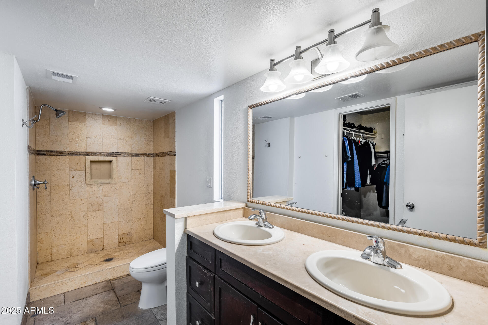 2102 W MARCO POLO Road