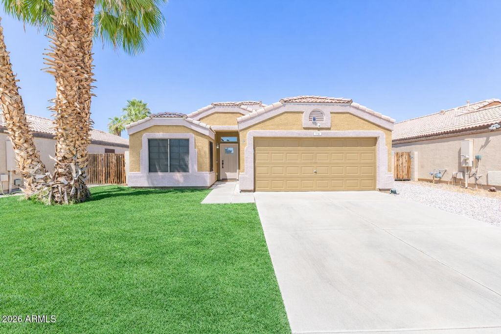 Photo of 1736 E Robin Lane, Gilbert, AZ 85296 (MLS # 6999442)