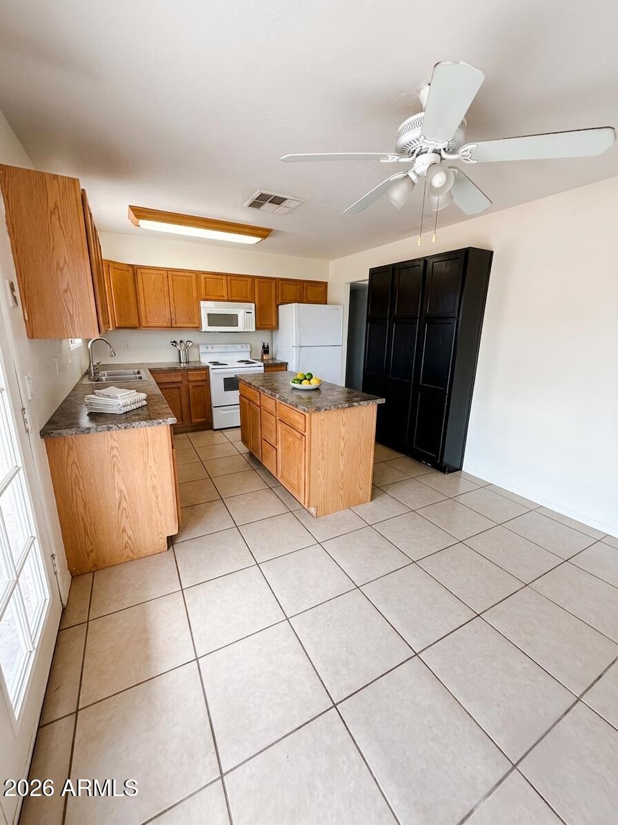 47 N Maple --