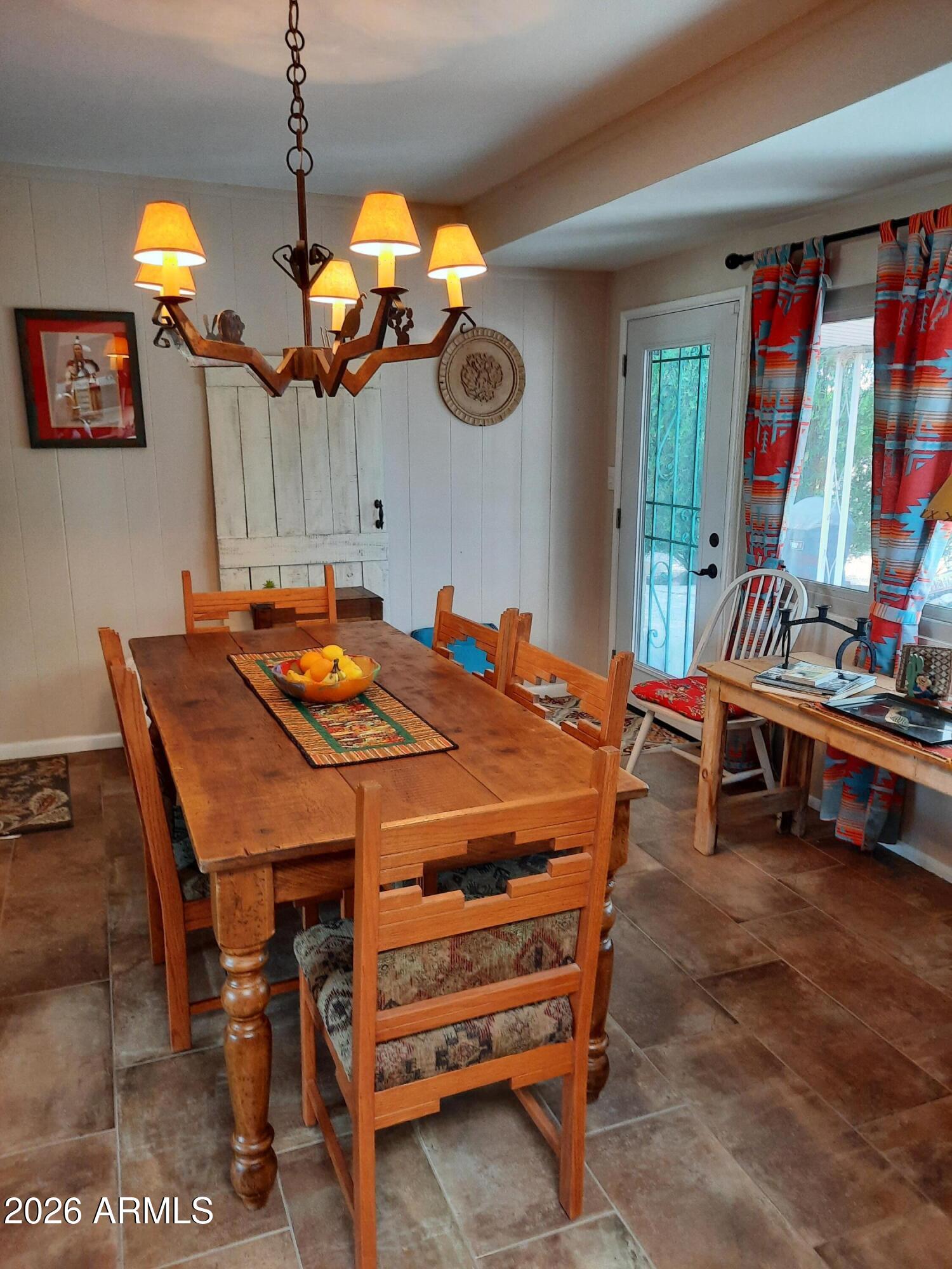 10701 W CANTERBURY Drive