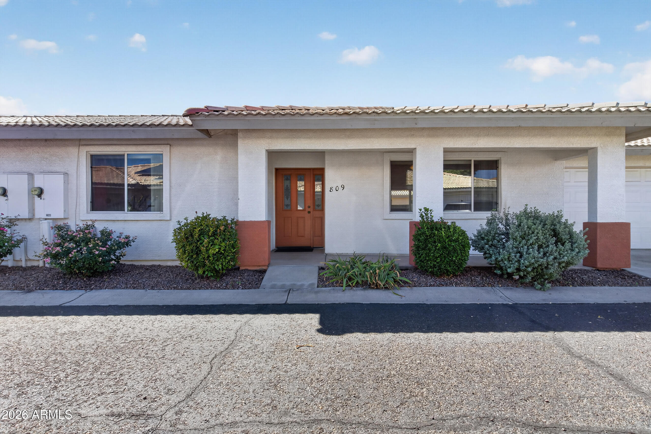 809 E KATHY Court