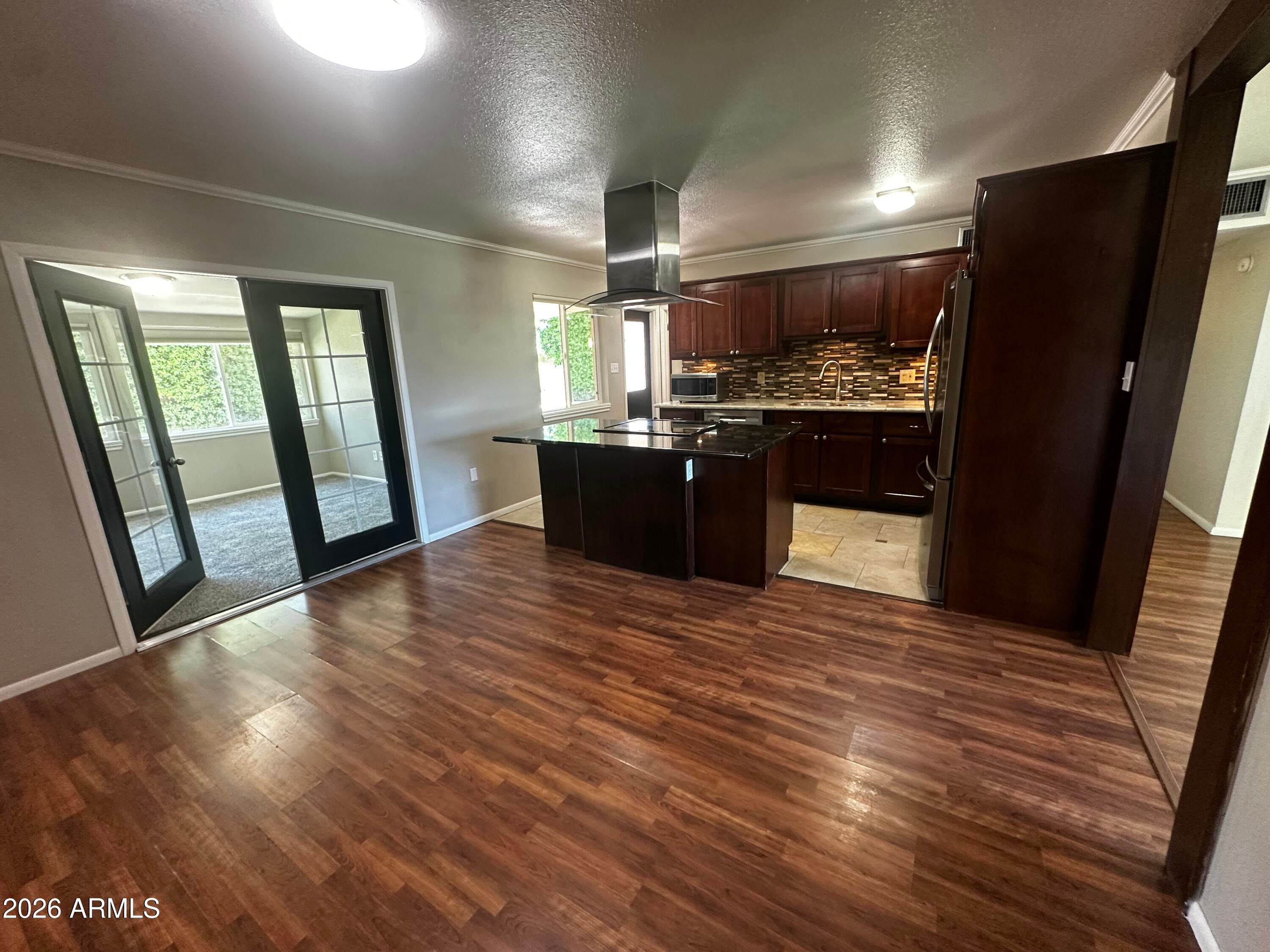 8737 E JACKRABBIT Road