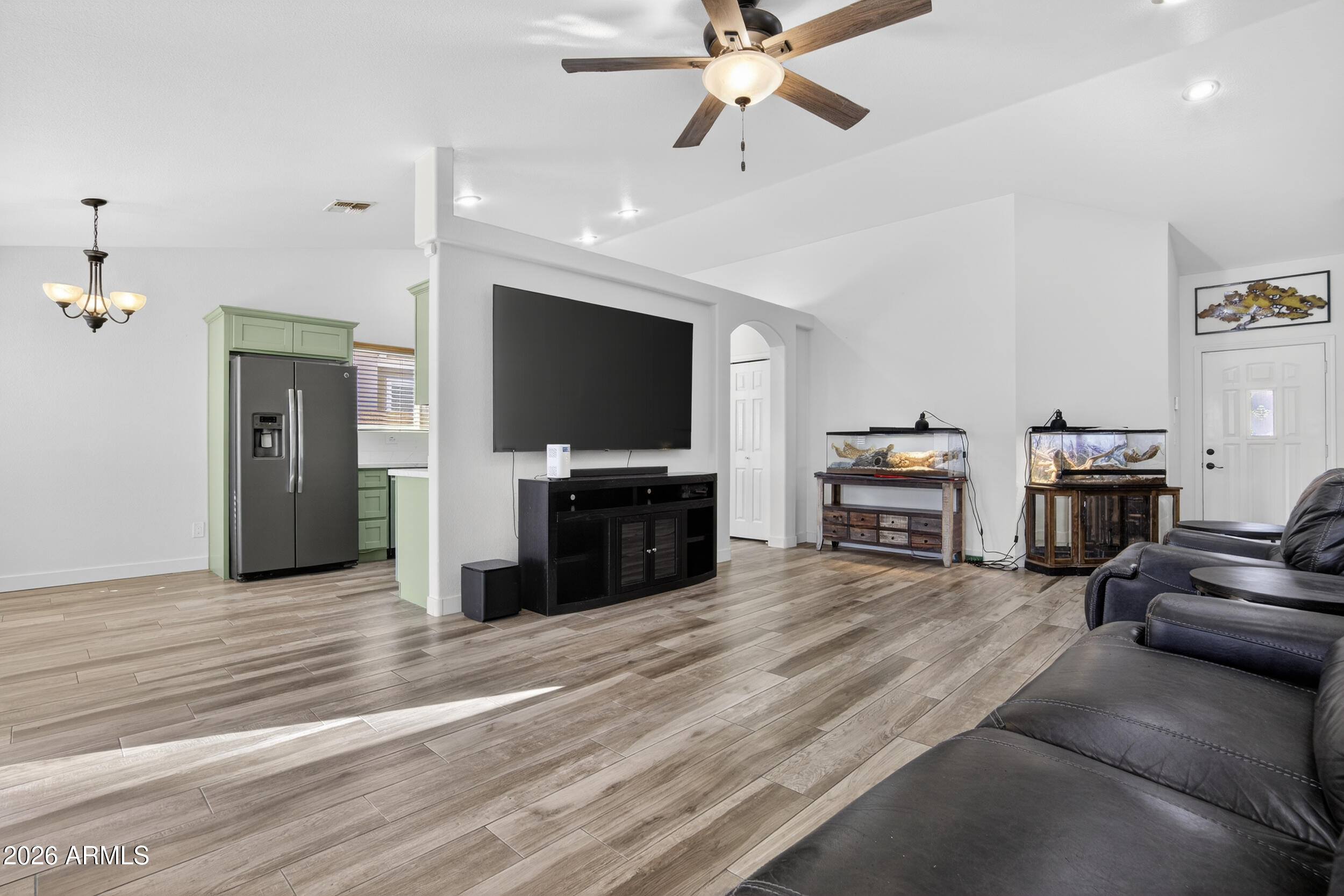 4439 E THISTLE LANDING Drive