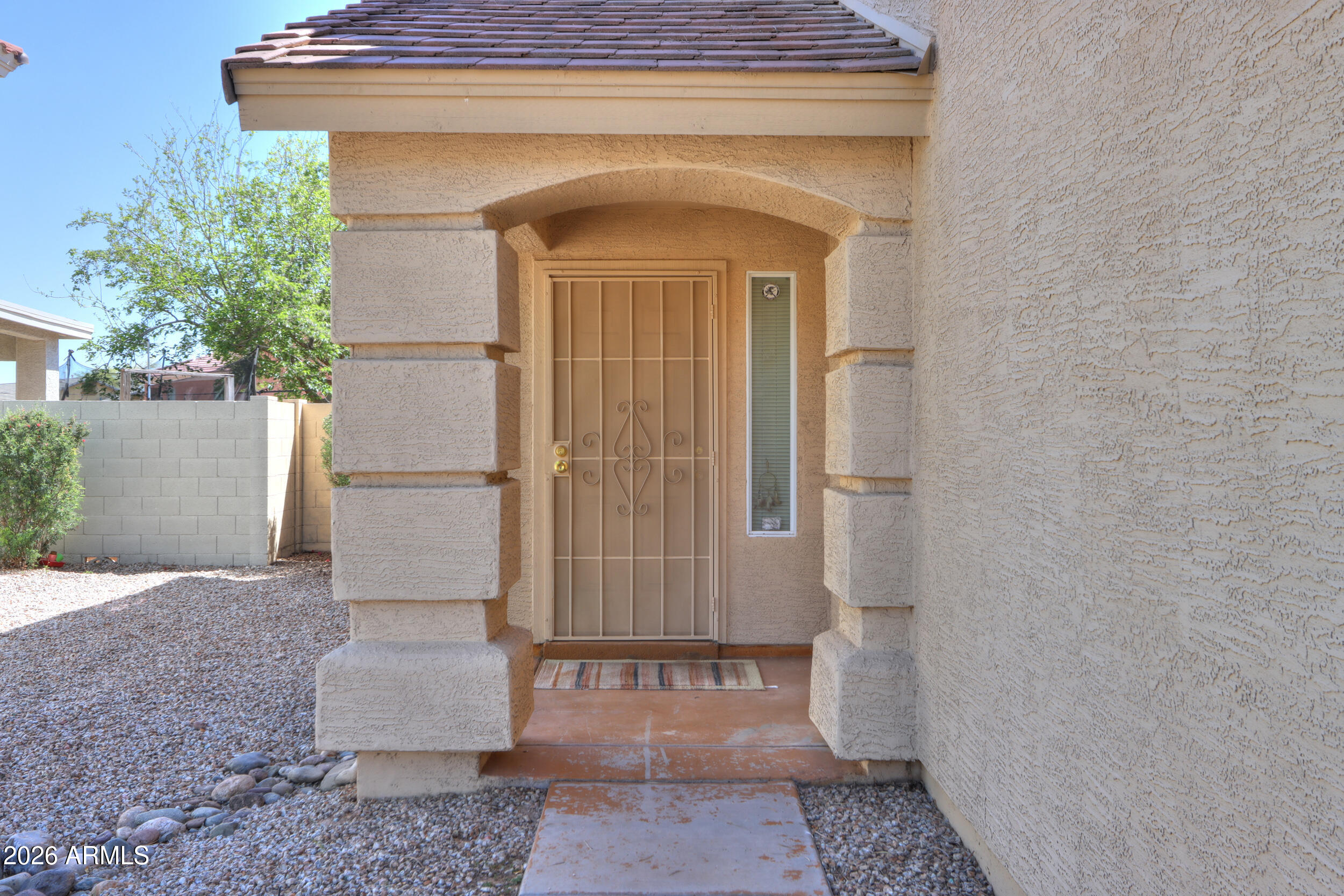 1453 W ROOSEVELT Avenue