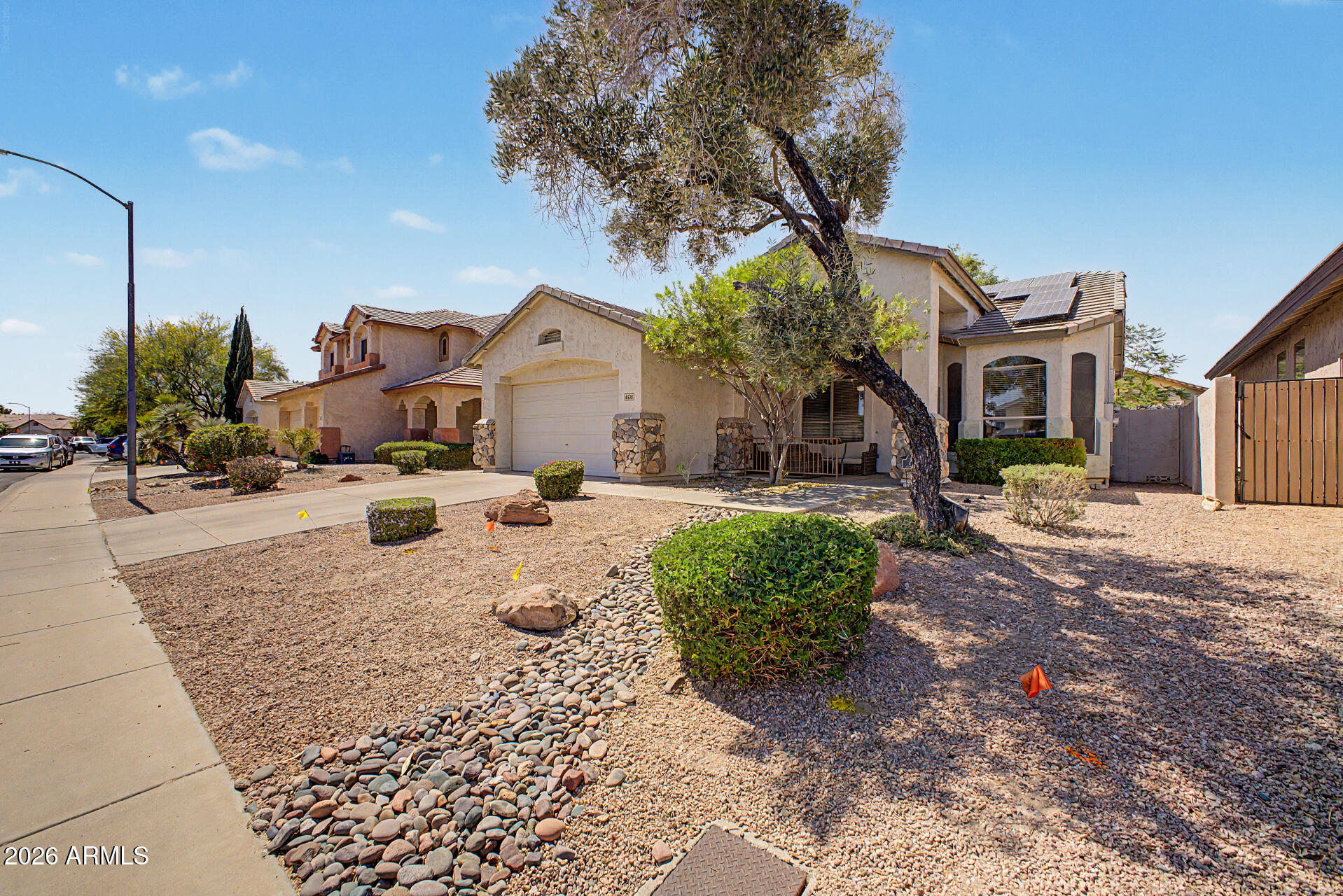 6526 W ORAIBI Drive