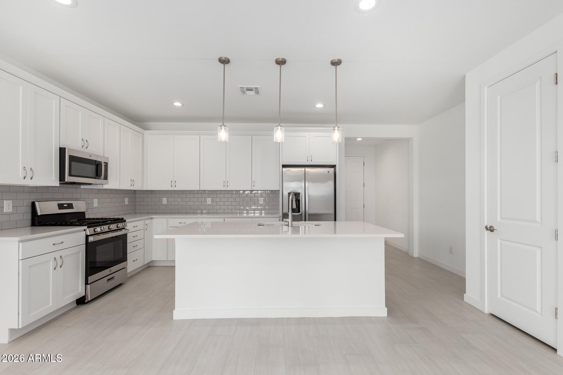 5447 W MANZANITA Drive