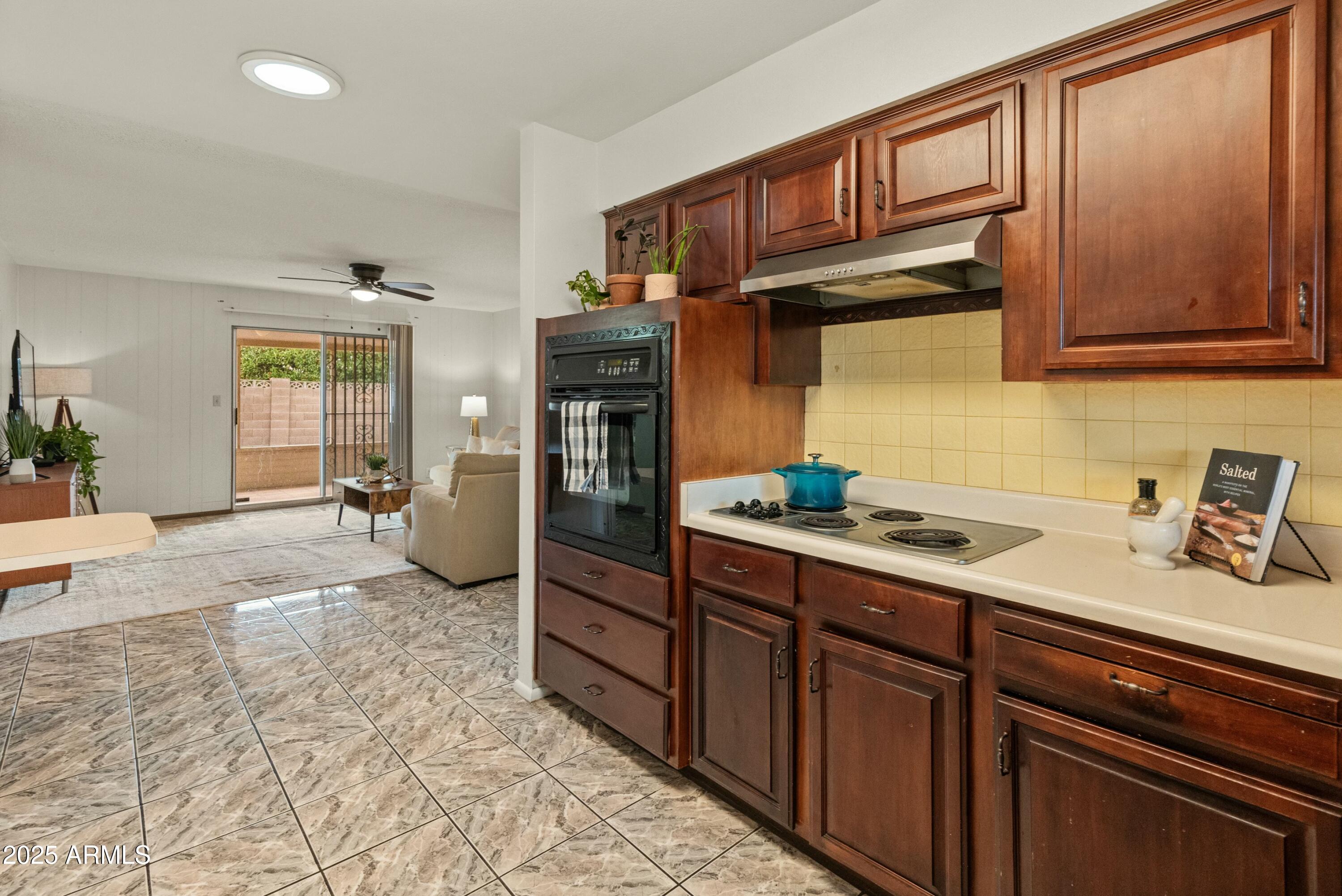 Mesa, Arizona 85205, United States, 2 Bedrooms Bedrooms, ,2 BathroomsBathrooms,Residential,Active,81697