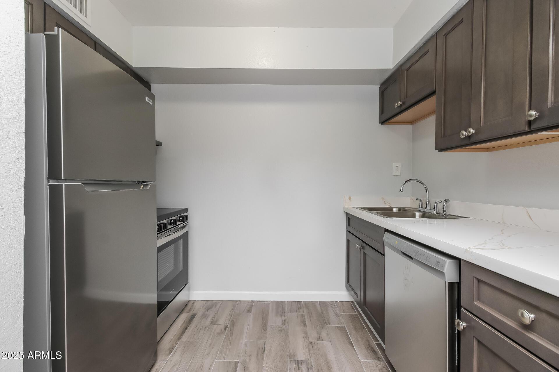 1050 W University Drive Apt 202