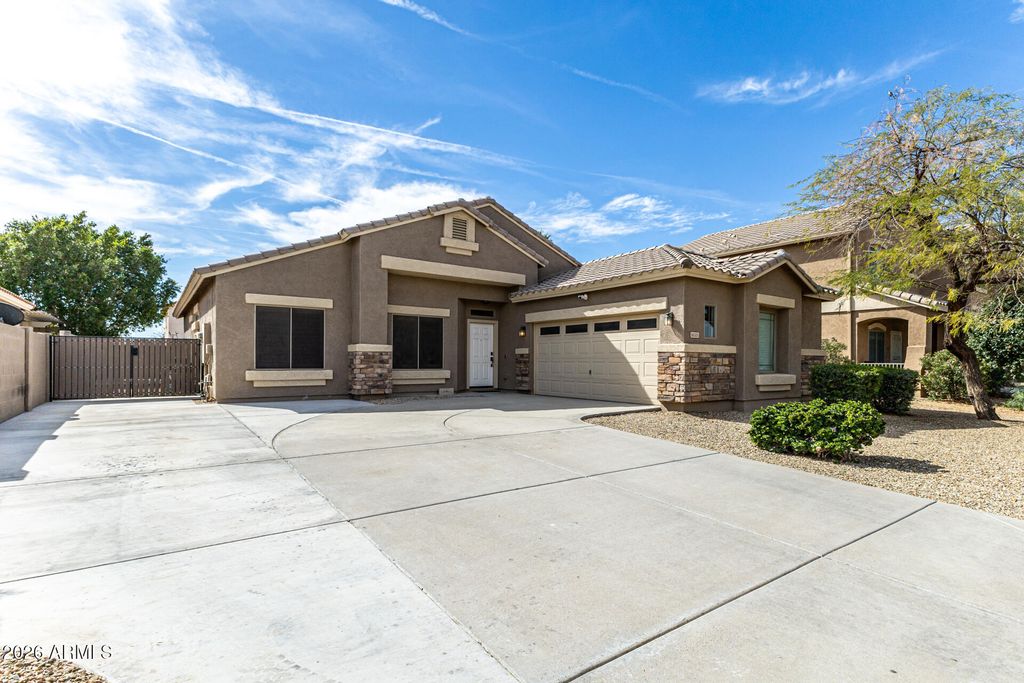 Photo of 16551 W Jackson Street, Goodyear, AZ 85338 (MLS # 6989234)