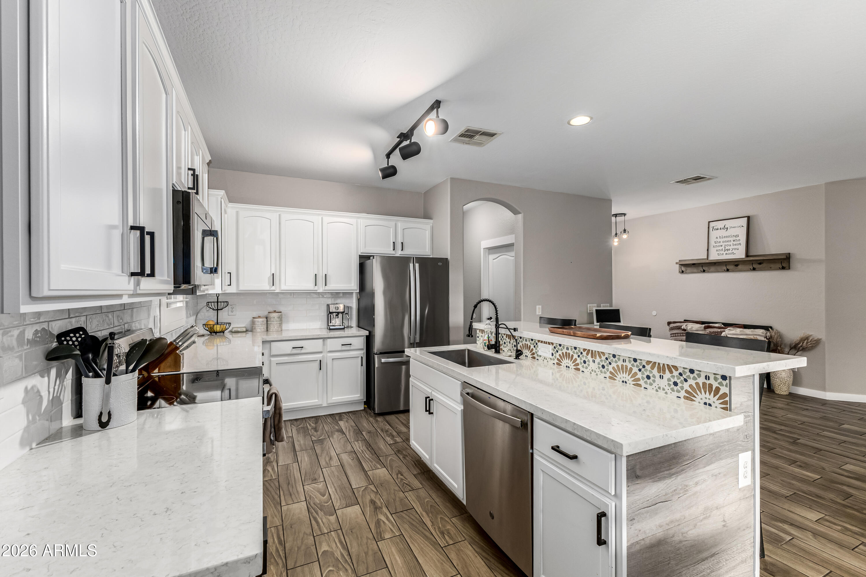 16551 W JACKSON Street