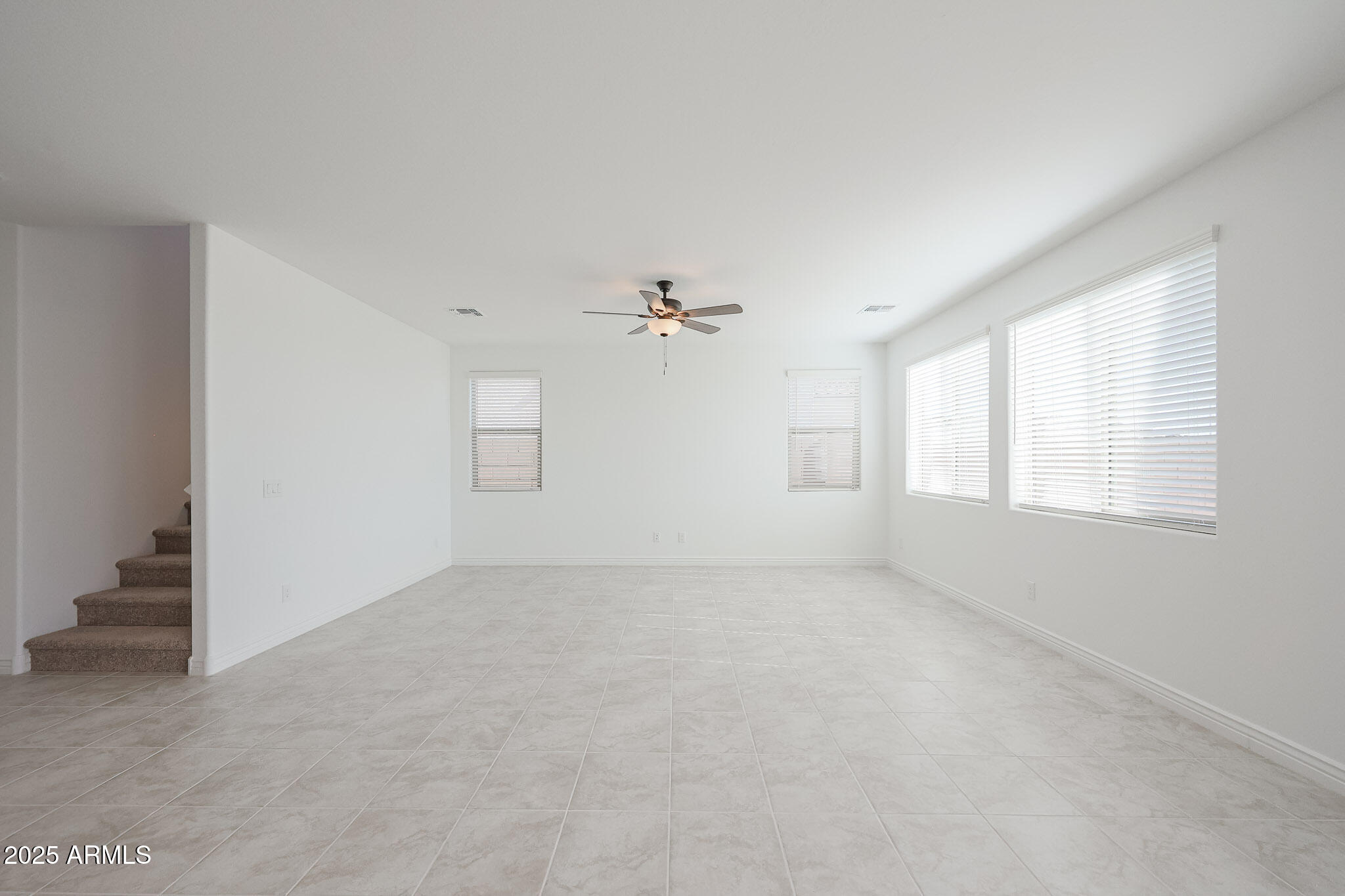 14767 W COTTONTAIL Lane