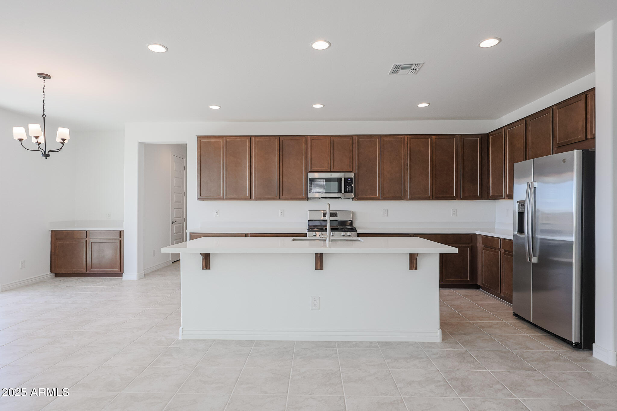 14767 W COTTONTAIL Lane