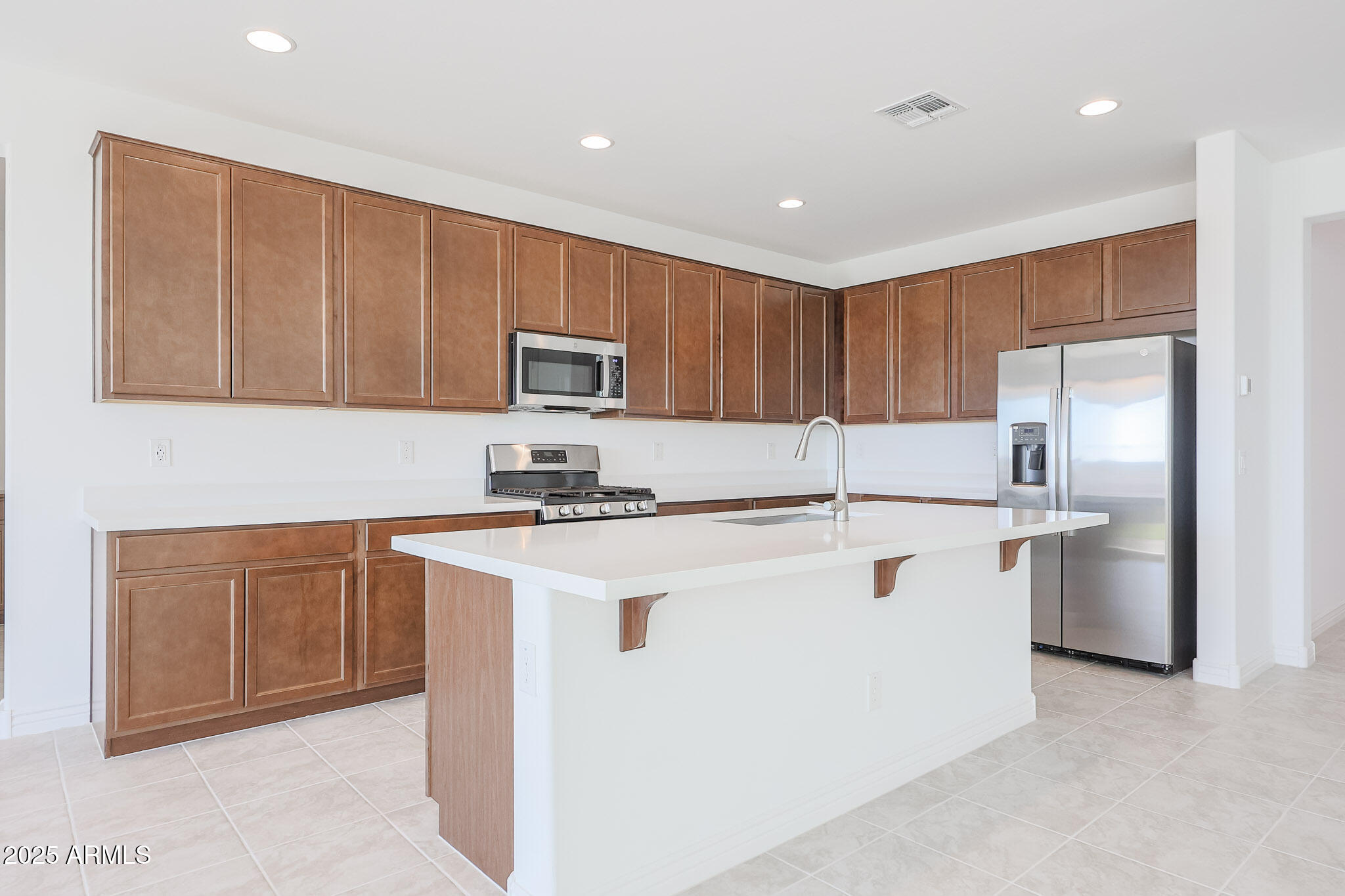 14767 W COTTONTAIL Lane