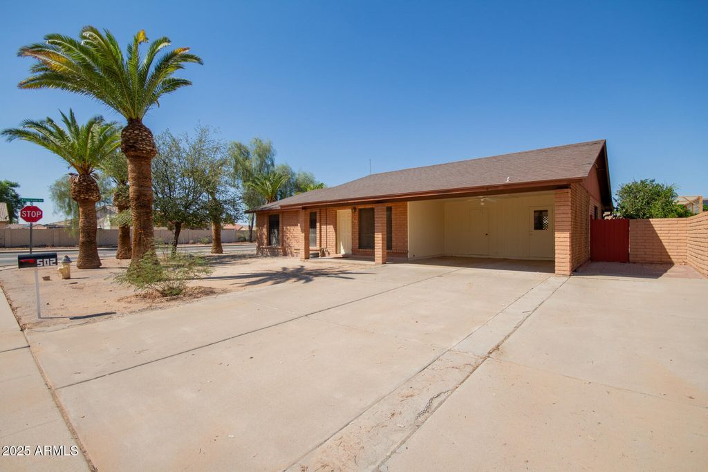 Photo of 502 E Silver Reef Road, Casa Grande, AZ 85122 (MLS # 6923878)