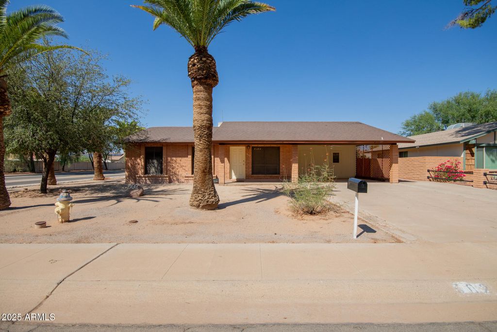 Photo of 502 E Silver Reef Road, Casa Grande, AZ 85122 (MLS # 6923878)