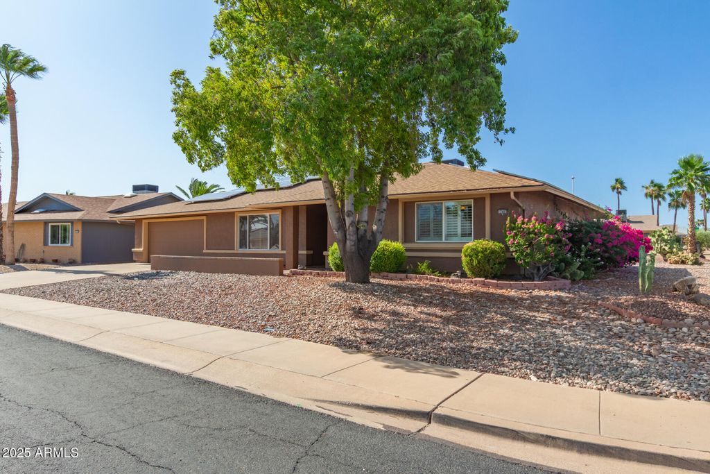 Photo of 12402 W Ginger Drive, Sun City West, AZ 85375 (MLS # 6882572)