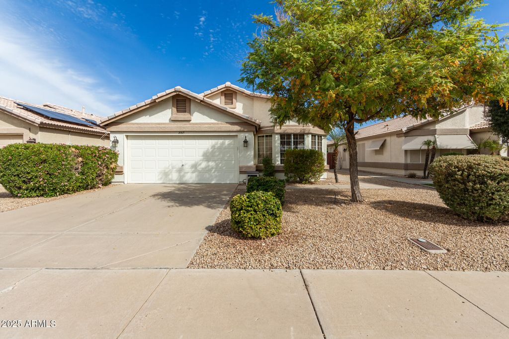 Photo of 20615 N 105th Avenue, Peoria, AZ 85382 (MLS # 6925128)
