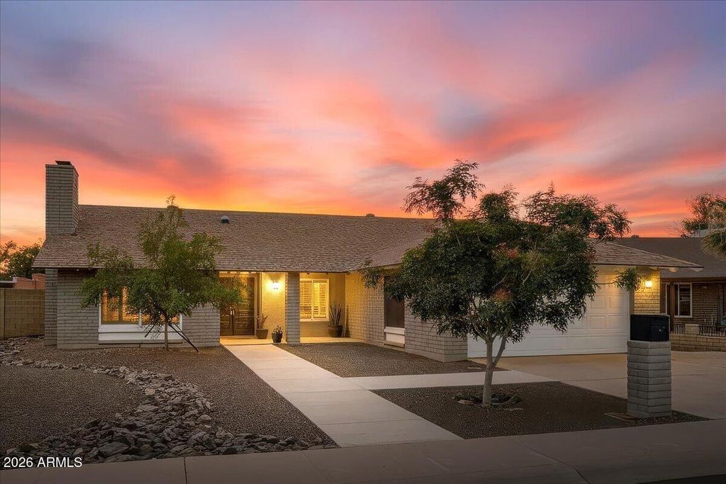Photo of 4611 W Echo Lane, Glendale, AZ 85302 (MLS # 7031407)