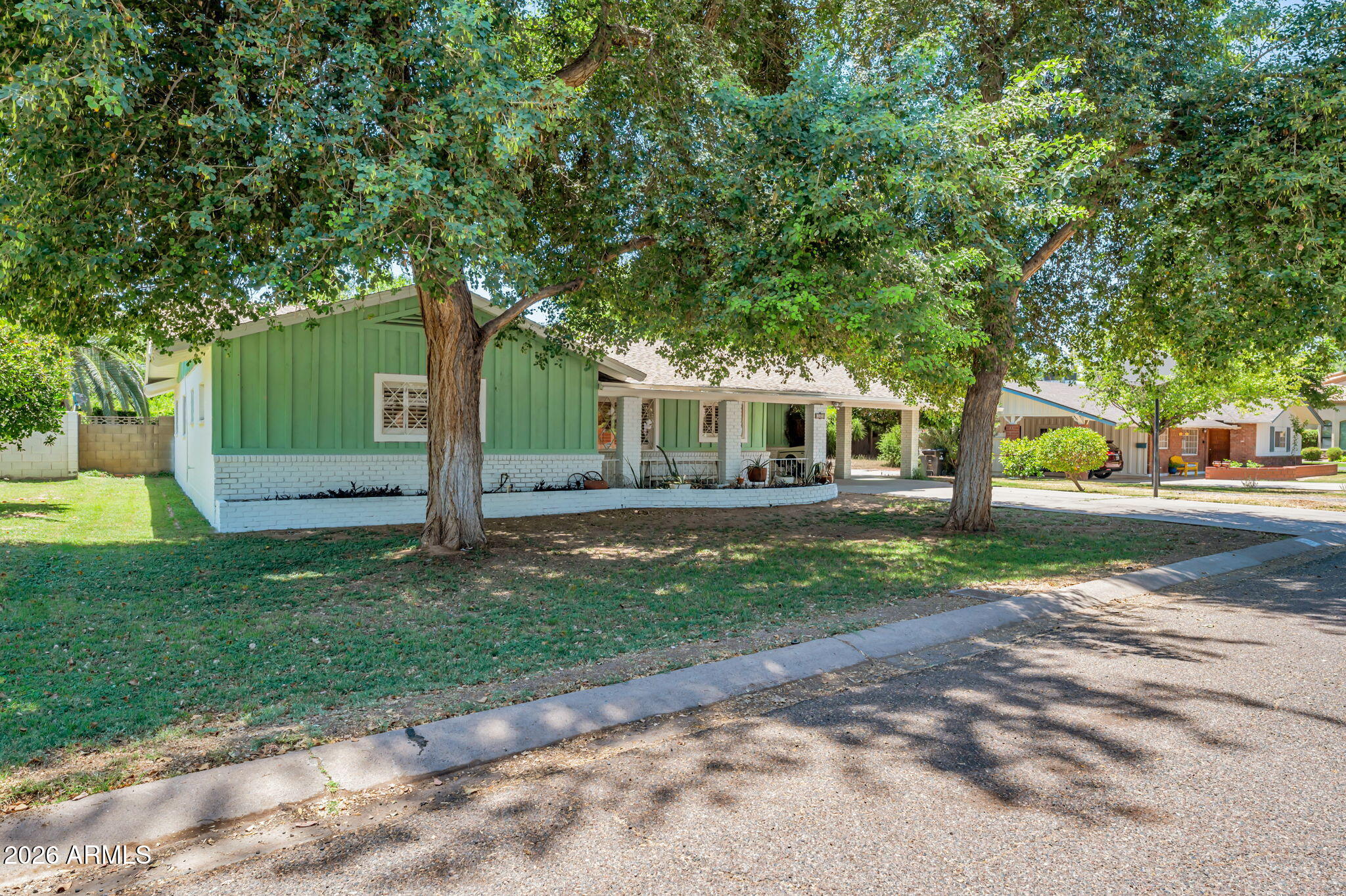 309 E KEIM Drive
