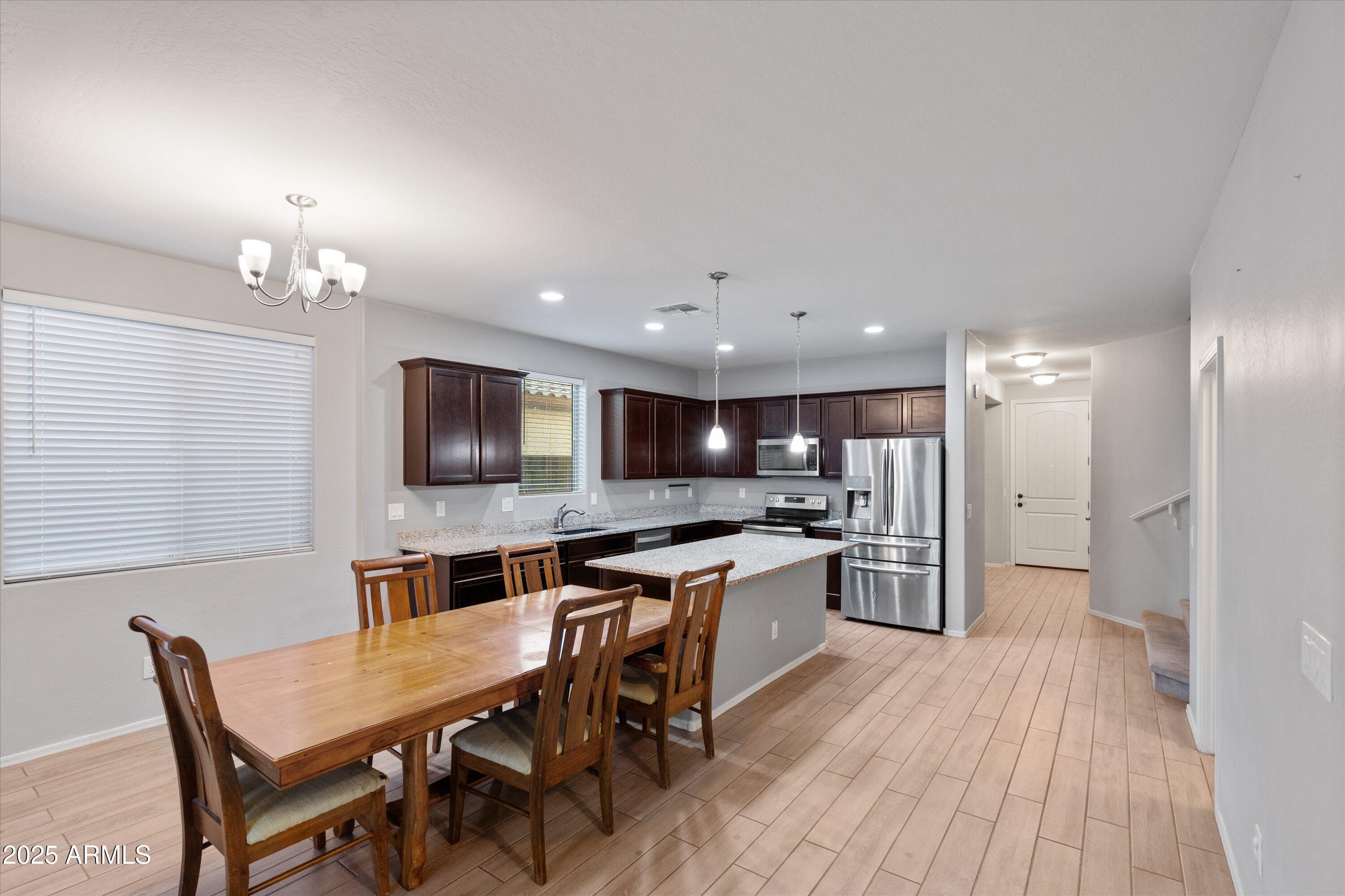 18390 W via del sol --