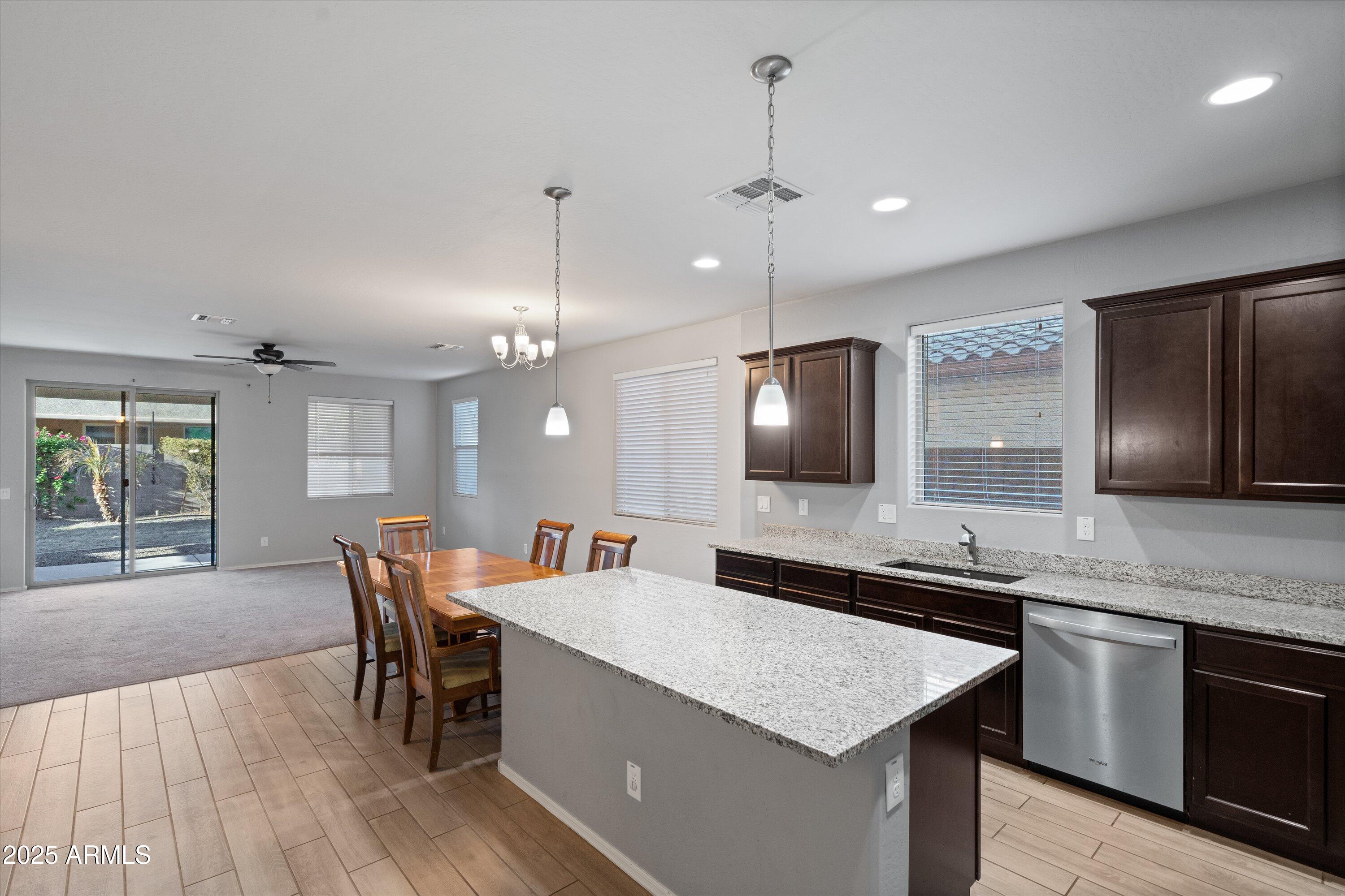 18390 W via del sol --