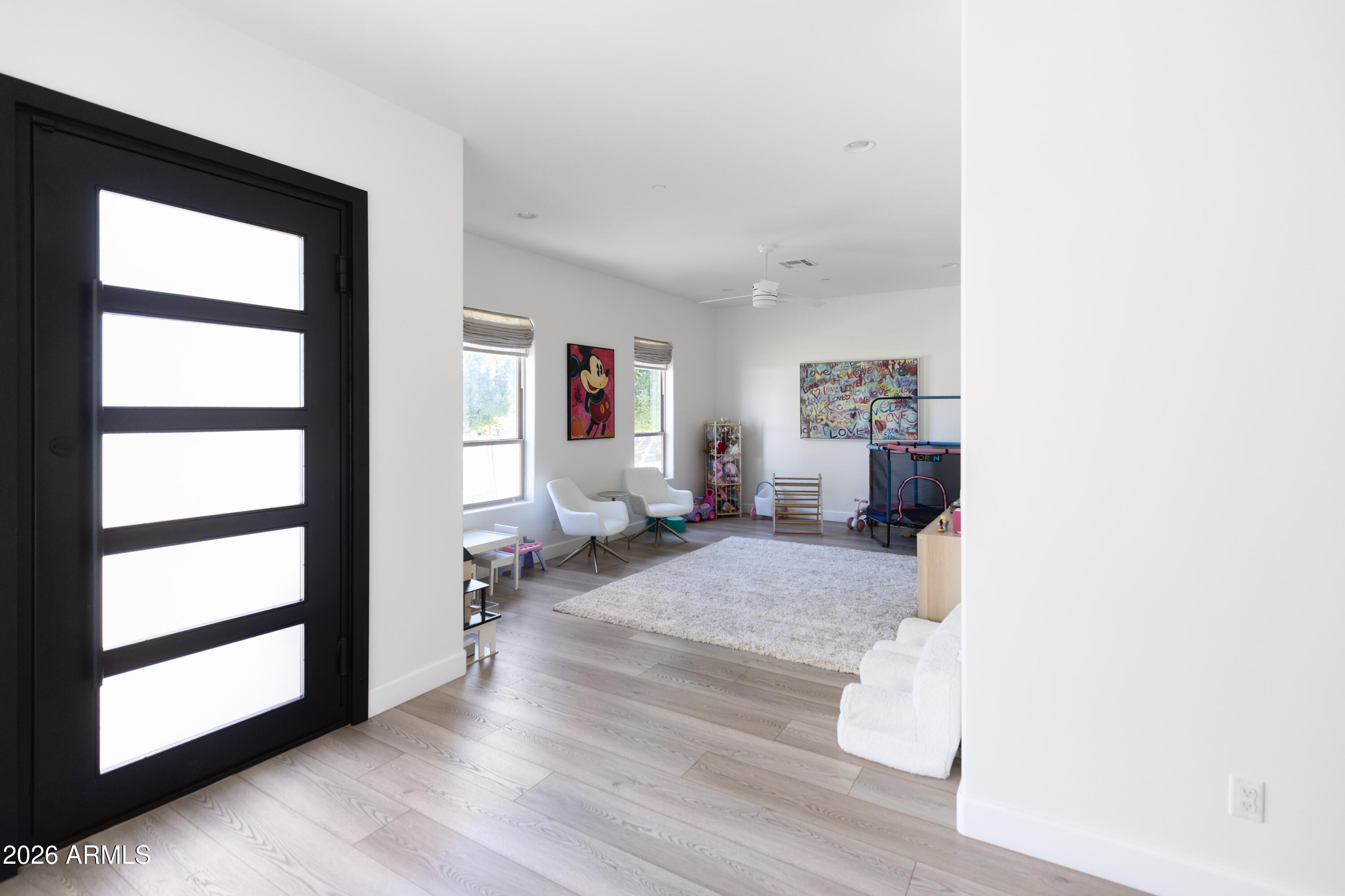 7038 N VIA DE VIDA --