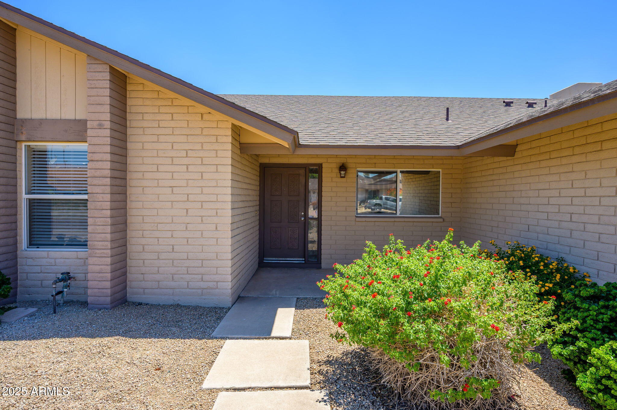 6213 W CHARTER OAK Road