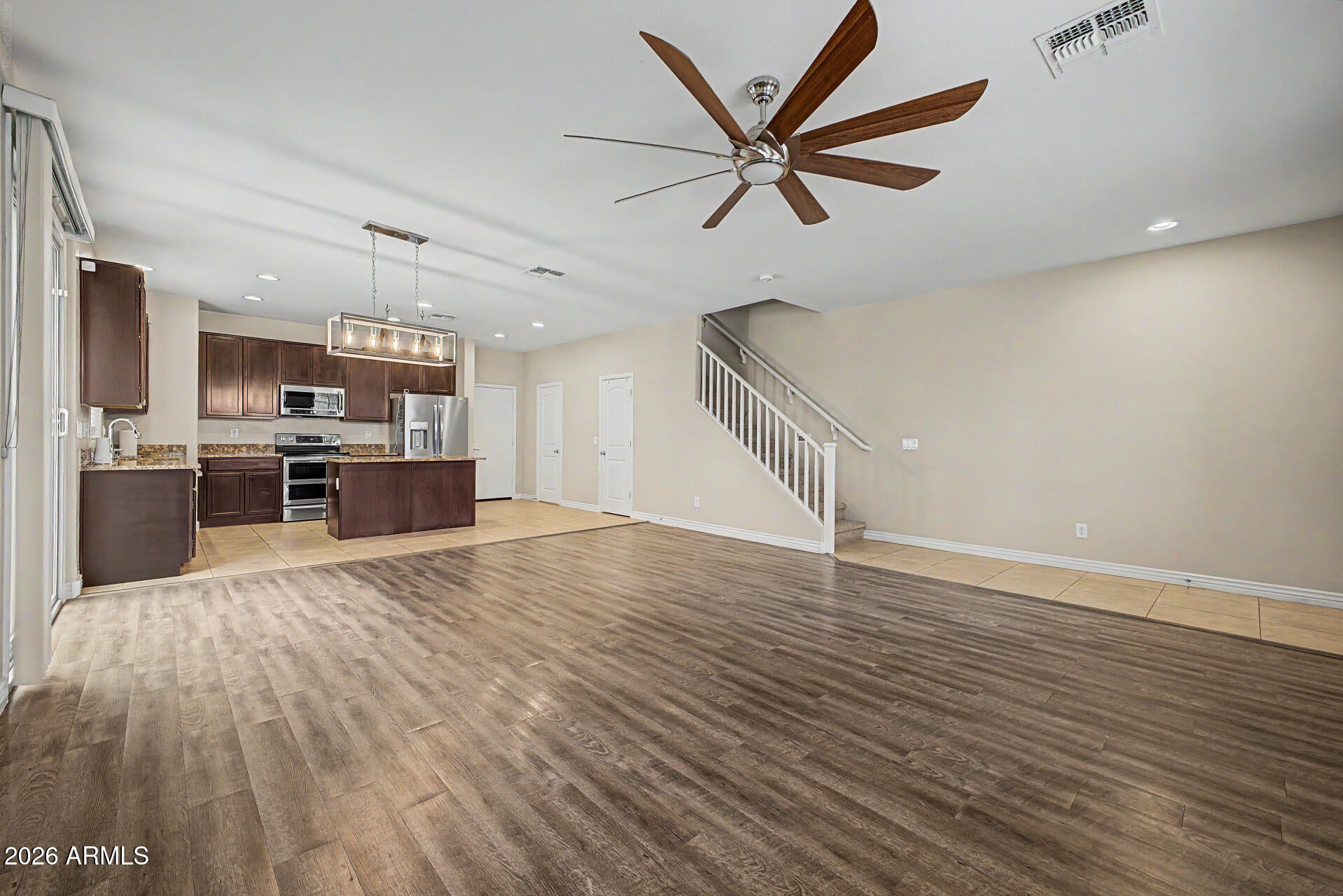 7829 W PIKE Place