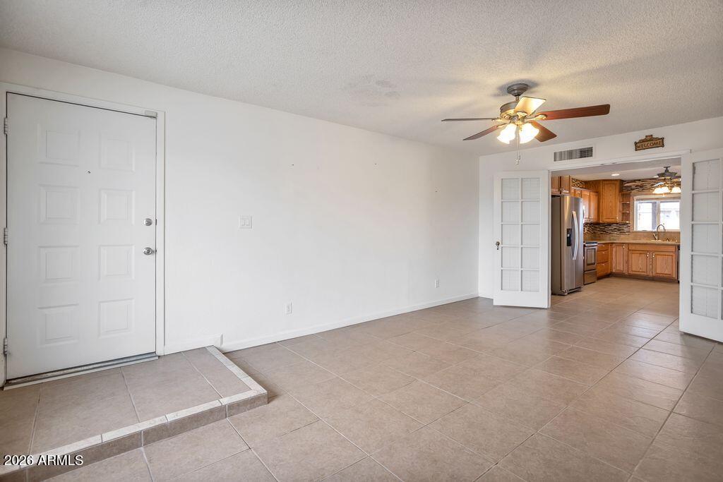 3014 W ANGELA Drive