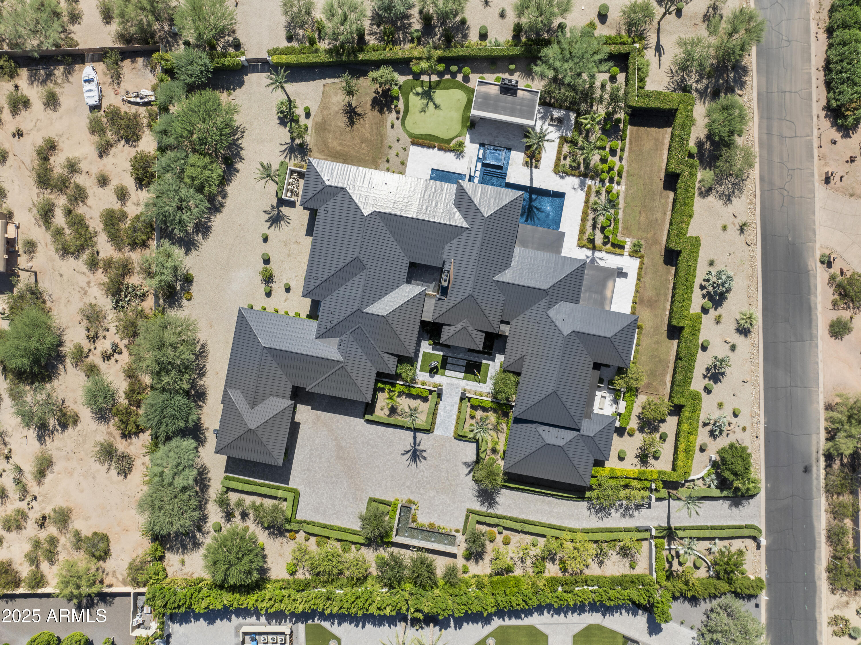 5001 N WILKINSON Road