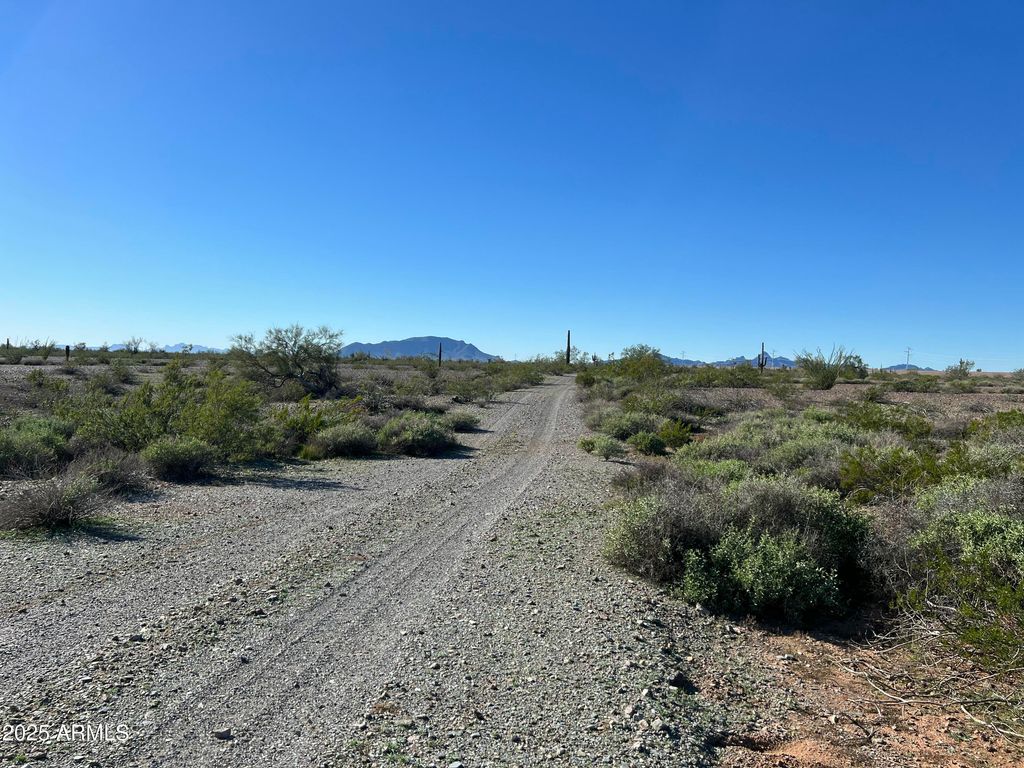 Photo of 412 W Mountain View Road #-, Tonopah, AZ 85354 (MLS # 6959361)