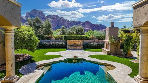 Photo of 6324 N 48th Place, Paradise Valley, AZ 85253 (MLS # 6916835)