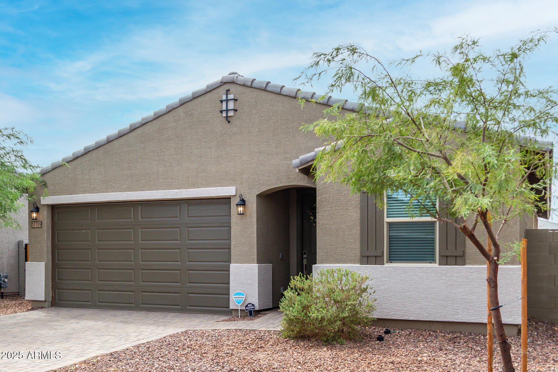 17729 W Fetlock Trail