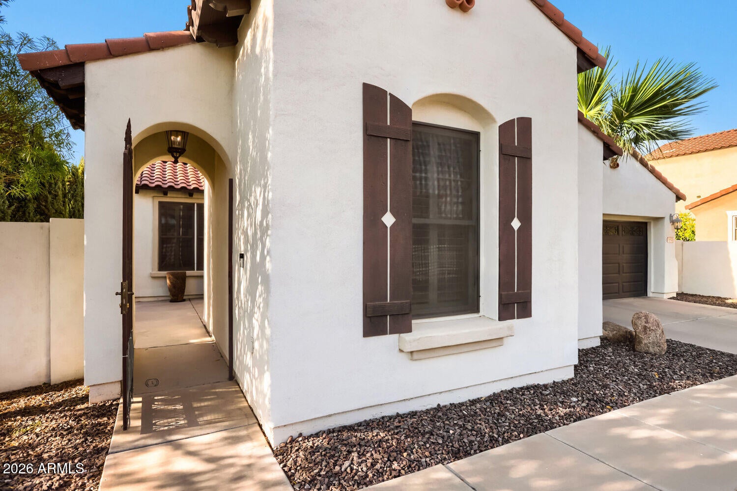 2178 E WISTERIA Drive