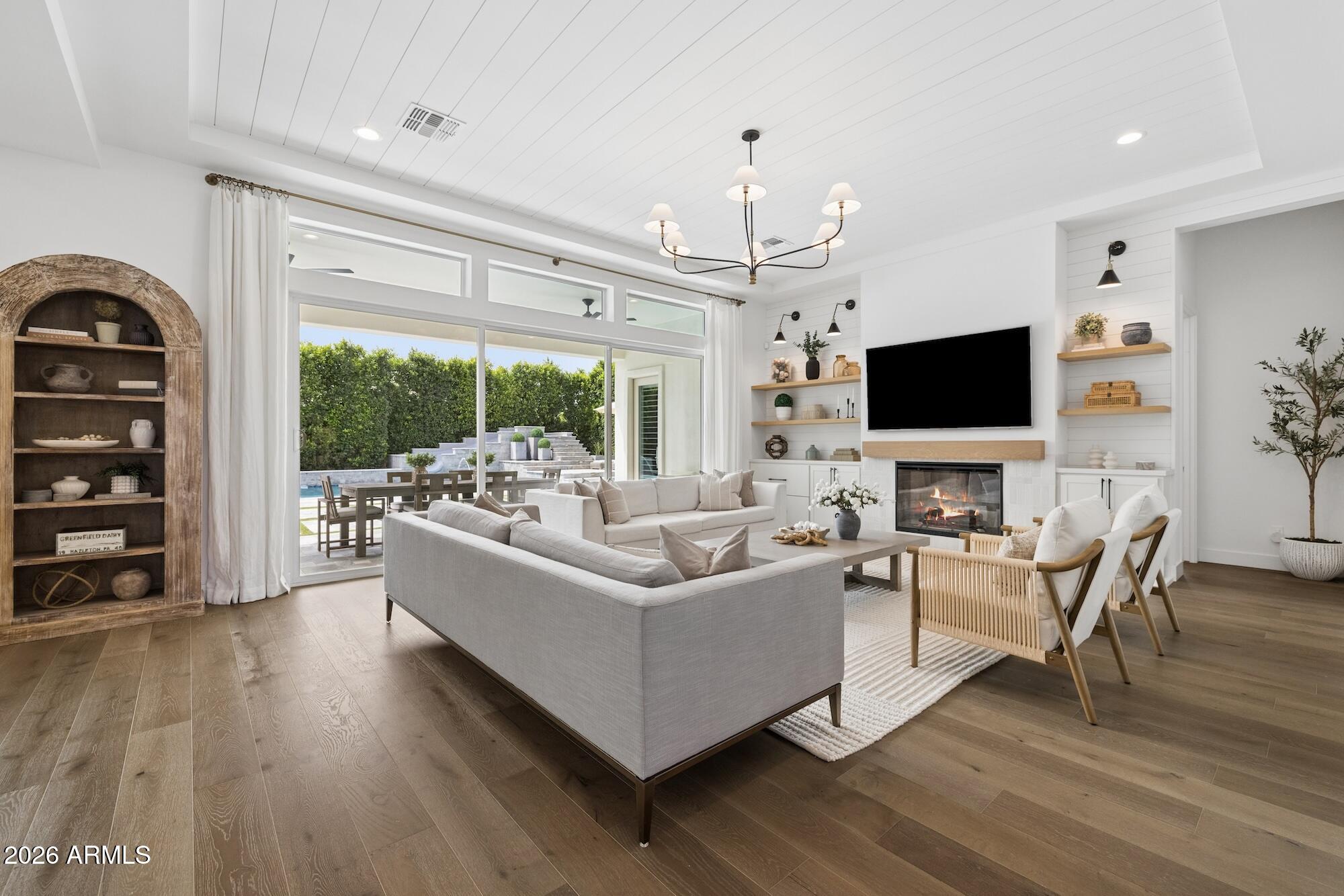 GRAYSTONE - Residential