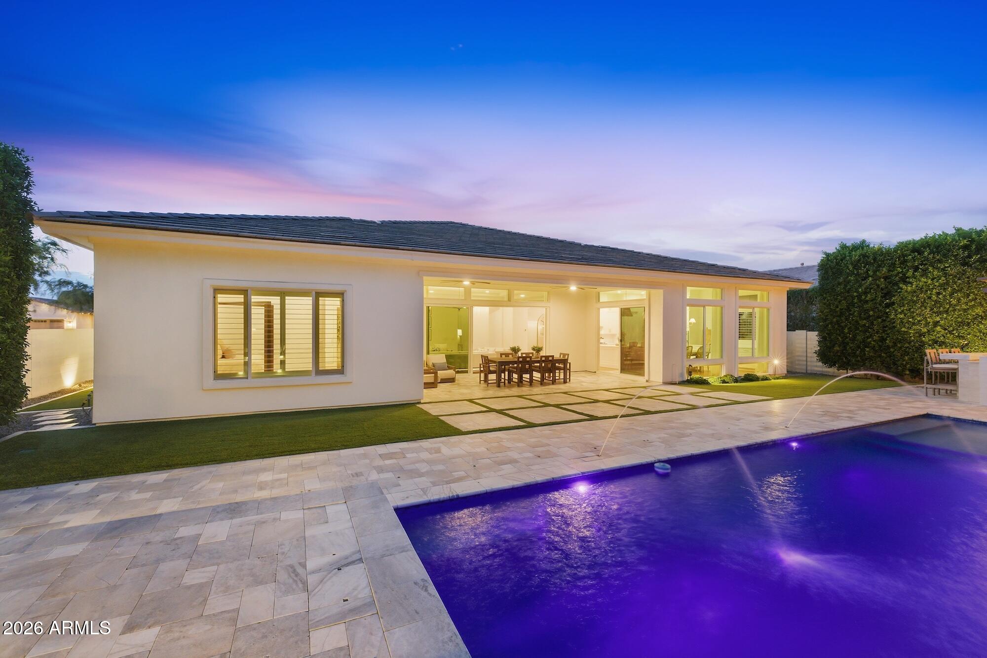 GRAYSTONE - Residential
