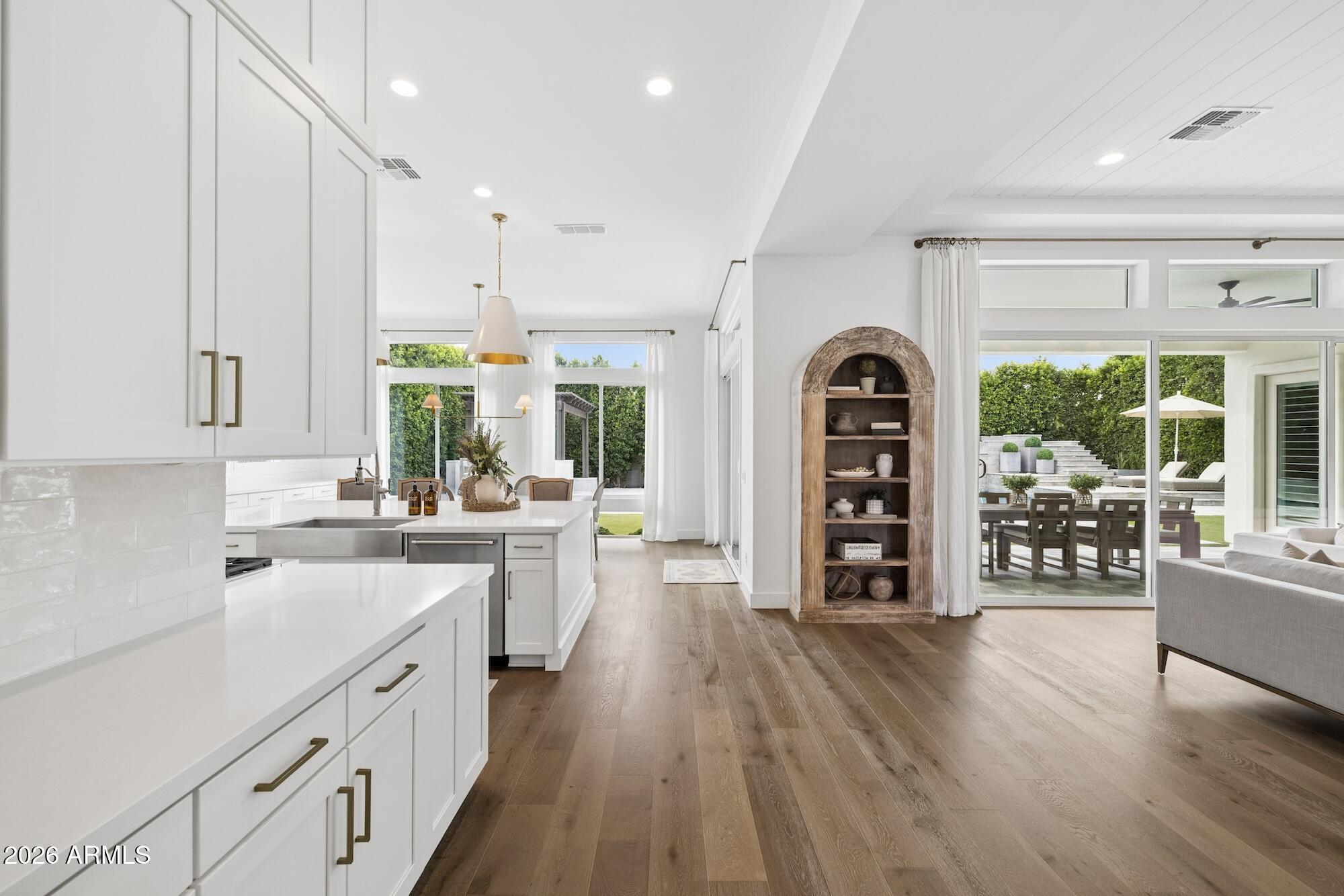 GRAYSTONE - Residential