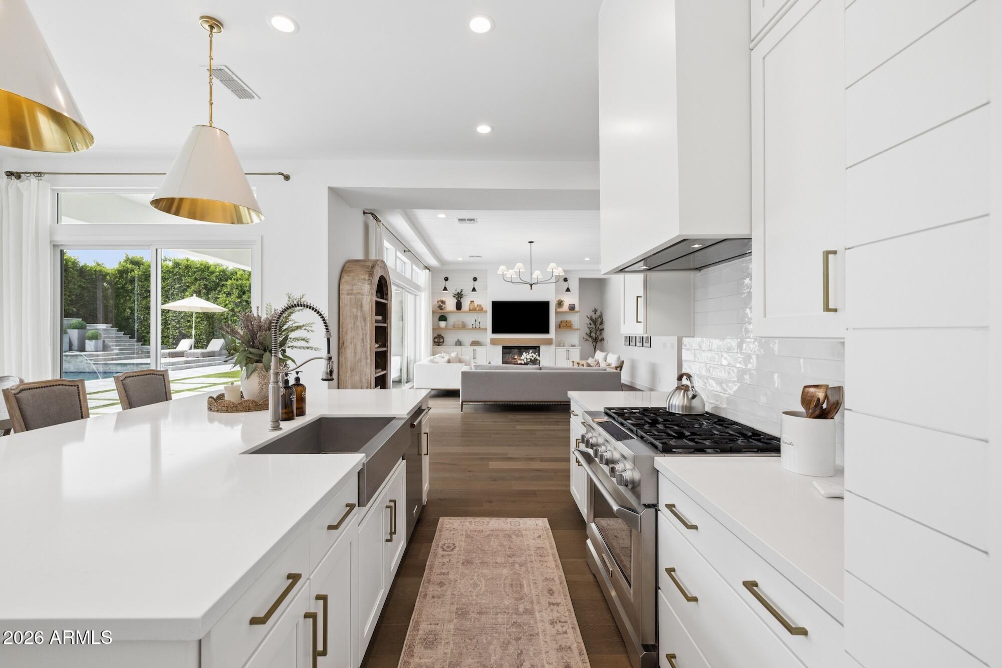 GRAYSTONE - Residential
