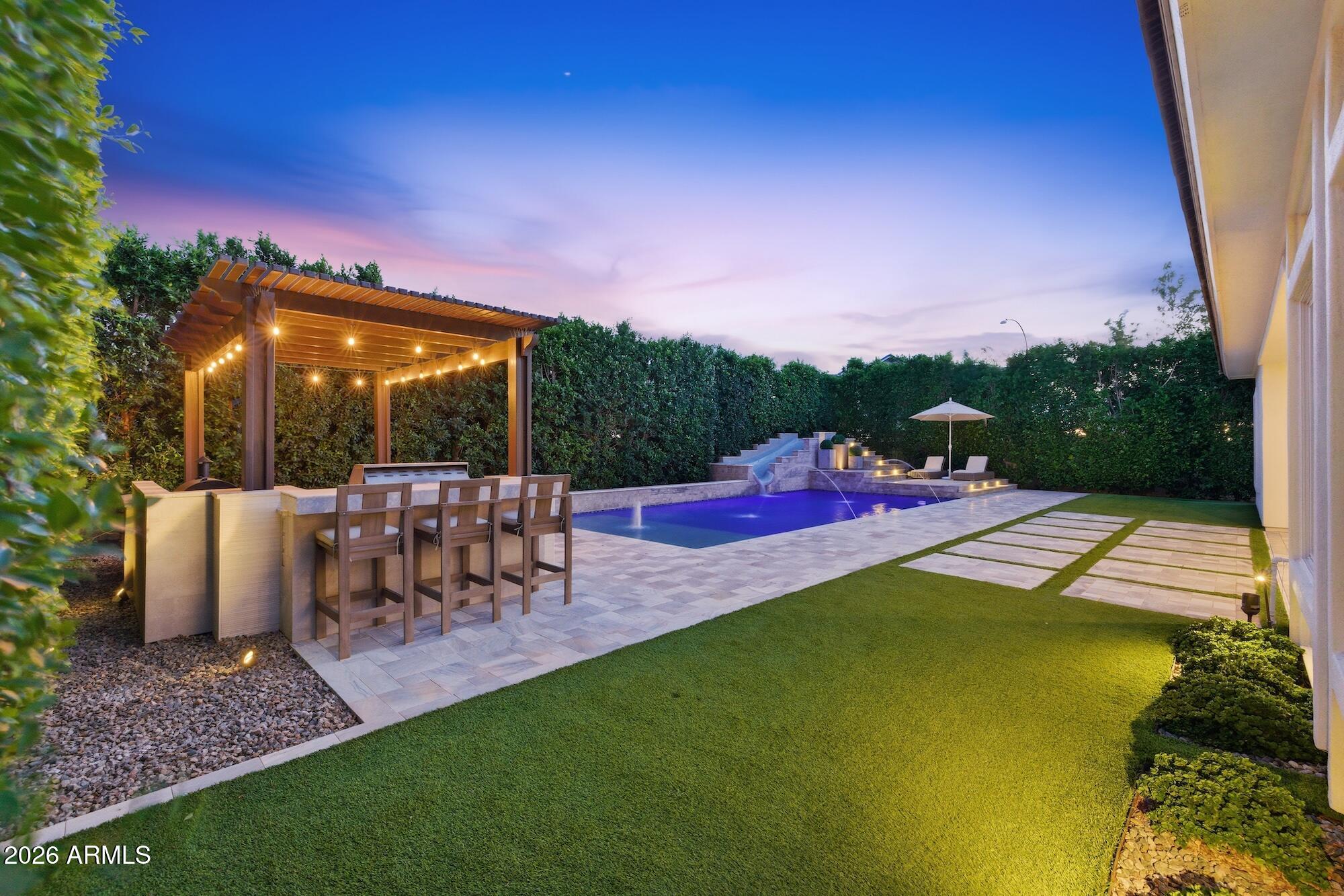 GRAYSTONE - Residential