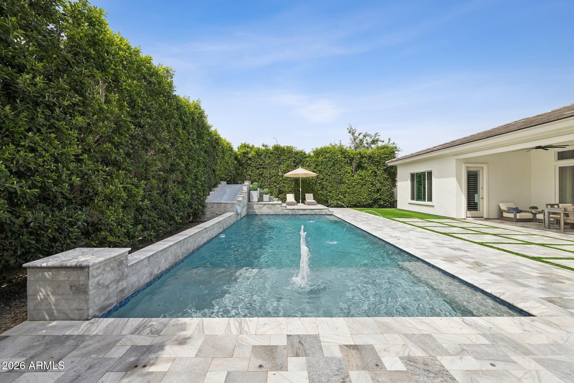 GRAYSTONE - Residential