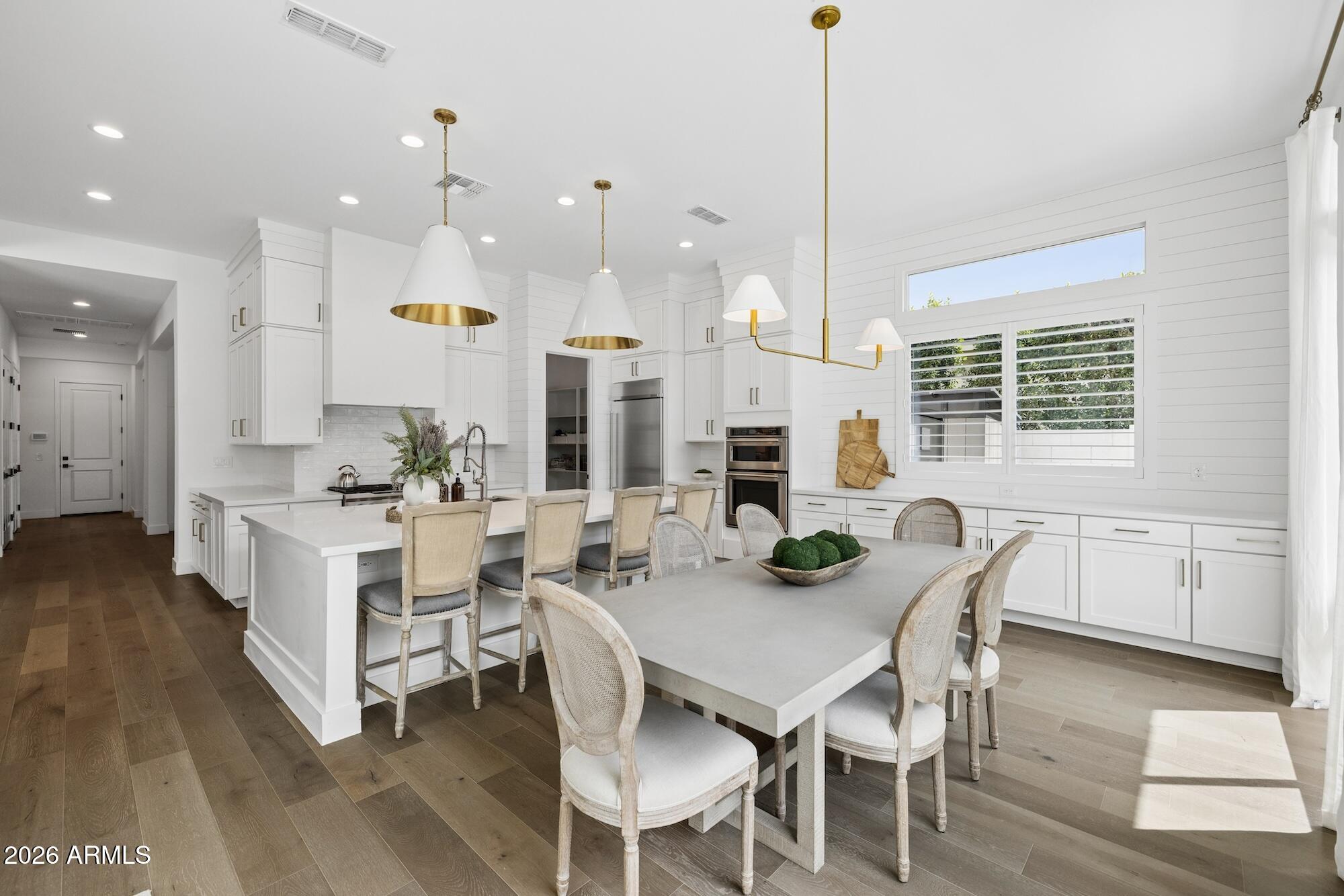 GRAYSTONE - Residential