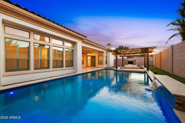 358 W CITATION LN, TEMPE, AZ 85284 - Image 941556f416dca5ccea70eb047c2e855a/194584214