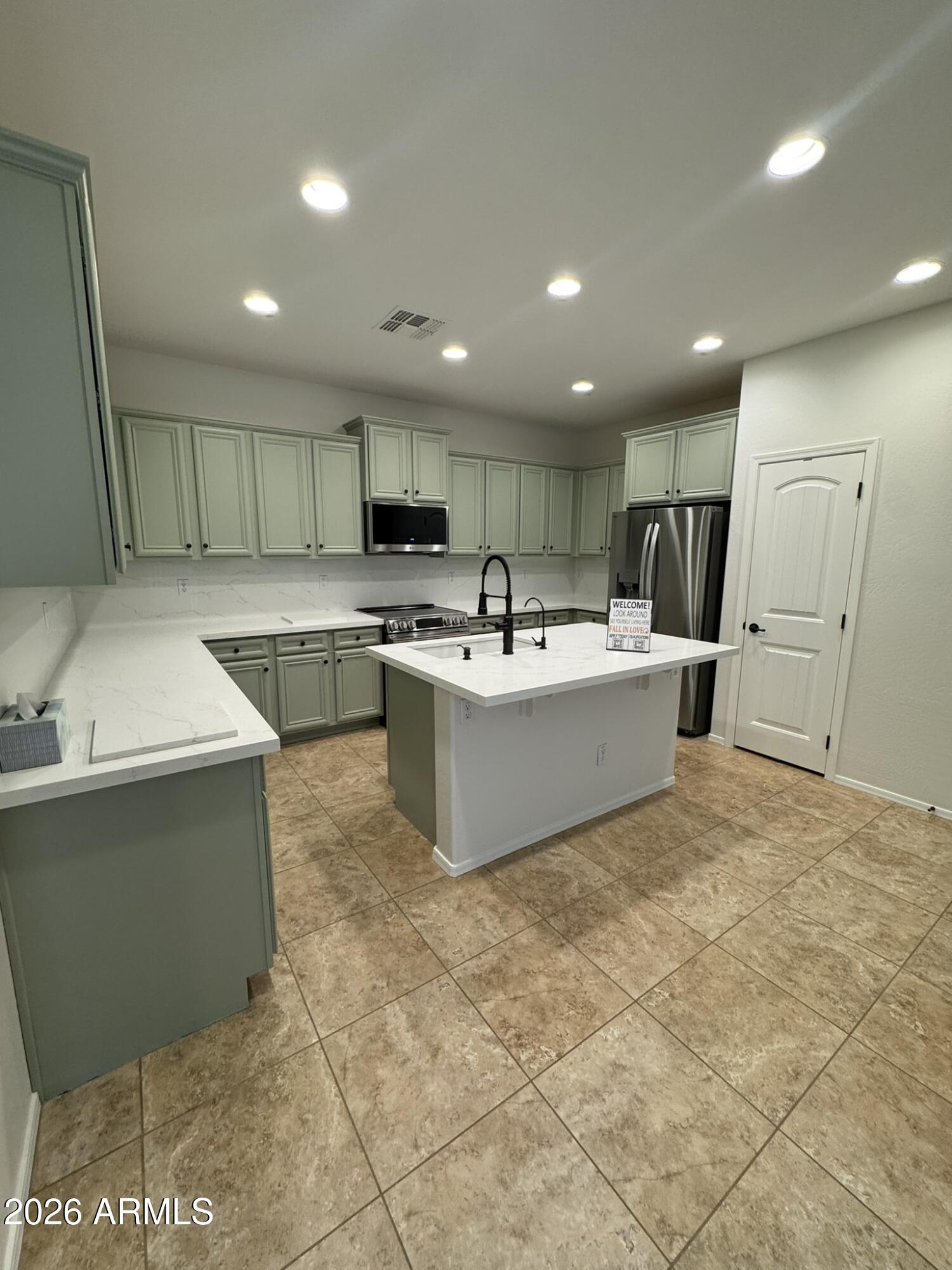 4621 E BLUE SAGE Road