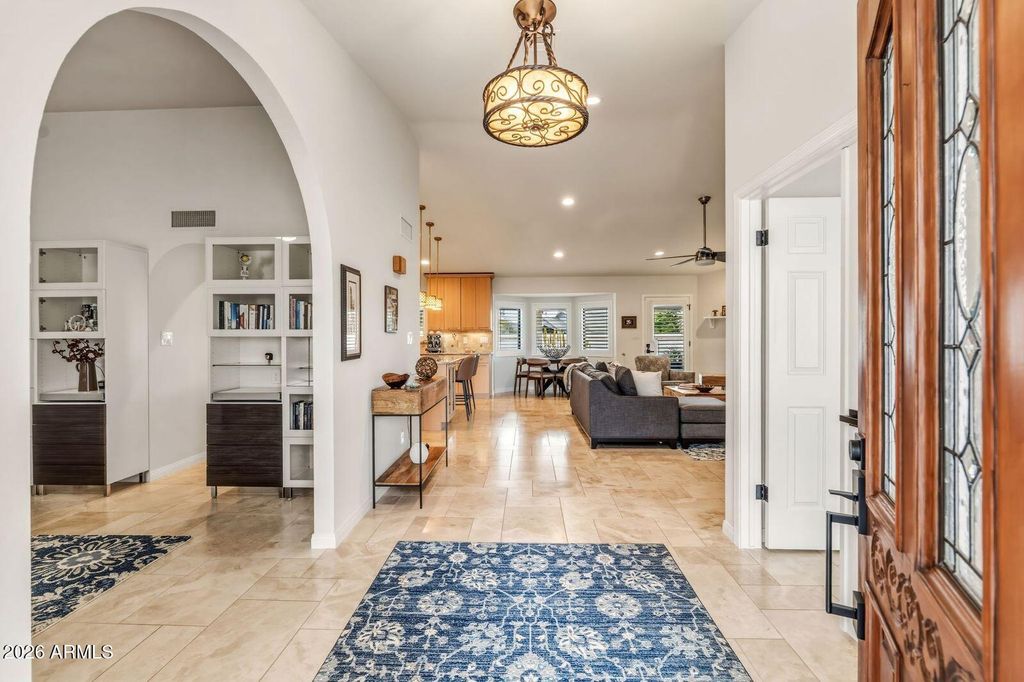 Photo of 1129 E Forest Hills Drive, Phoenix, AZ 85022 (MLS # 6999513)