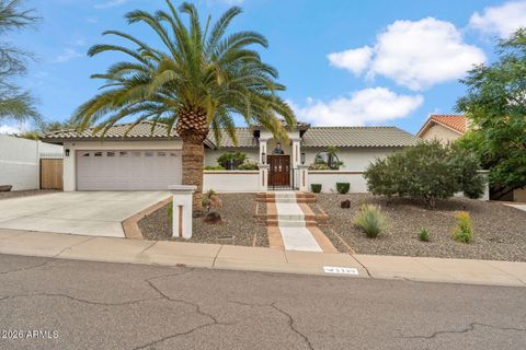 Photo of 1129 E Forest Hills Drive, Phoenix, AZ 85022 (MLS # 6999513)