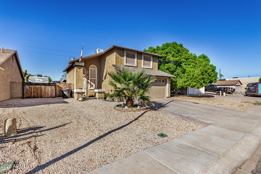 Photo of 7638 W Shaw Butte Drive, Peoria, AZ 85345 (MLS # 6924840)