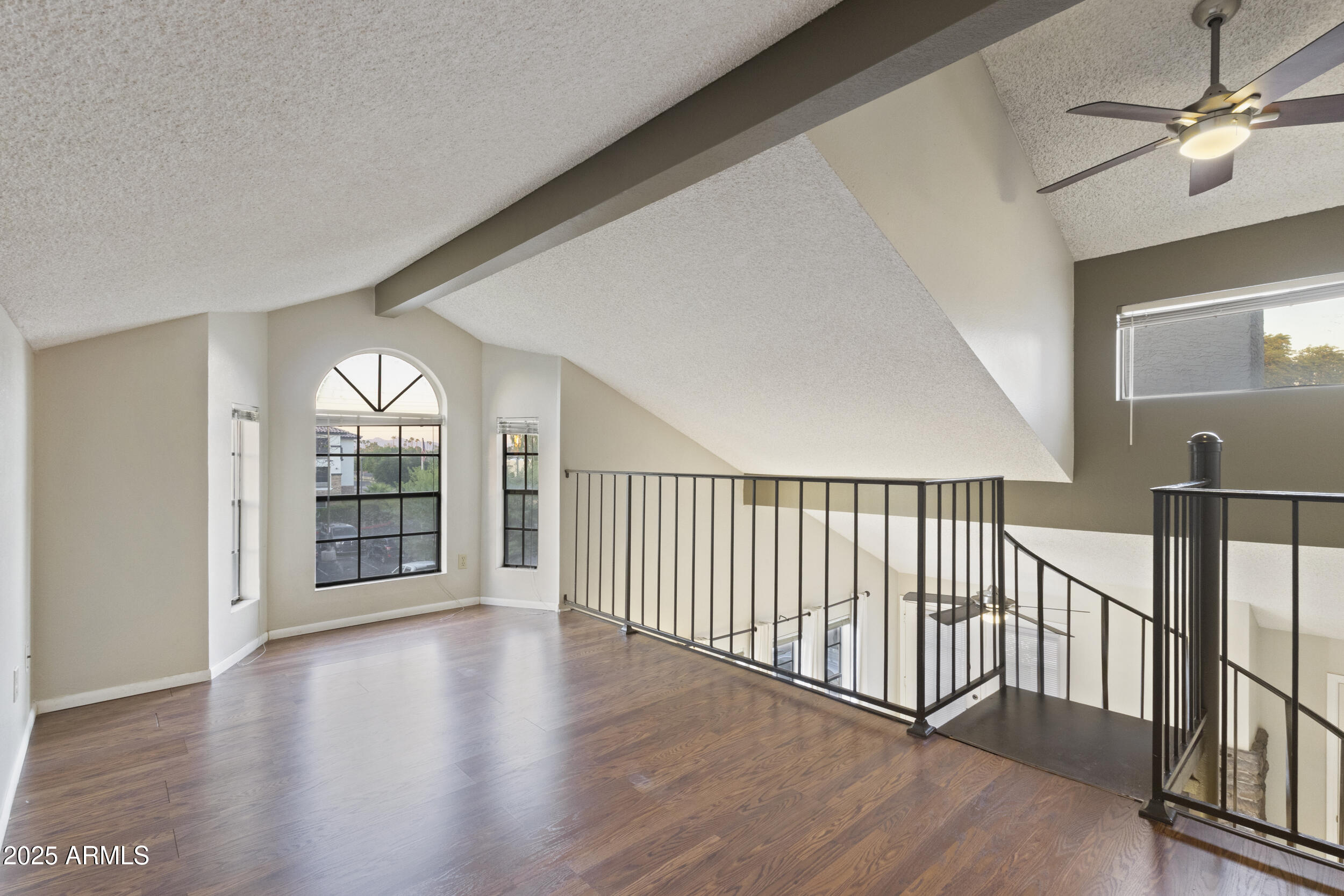 2333 E SOUTHERN Avenue 2041