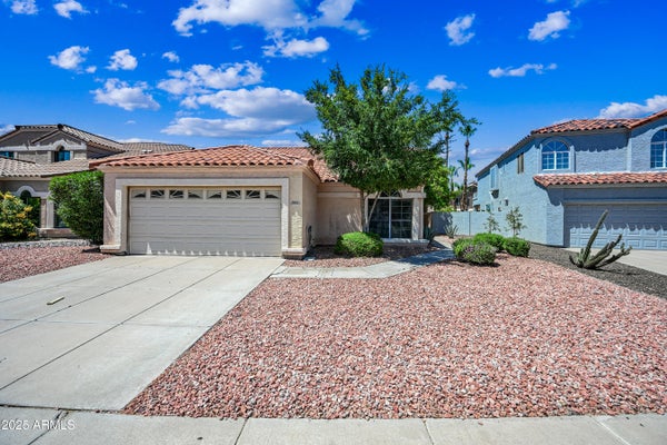 3830 E TANGLEWOOD DR, PHOENIX, AZ 85048 - Image 942008652a4db3028c8103e5f67aabeb/1944673959