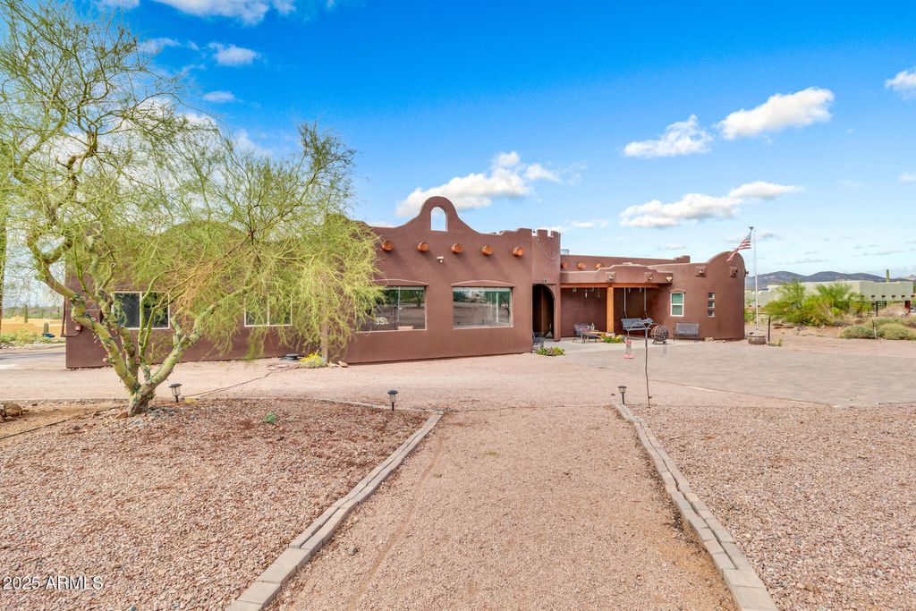 Photo of 3528 N Val Vista Road, Apache Junction, AZ 85119 (MLS # 6932535)